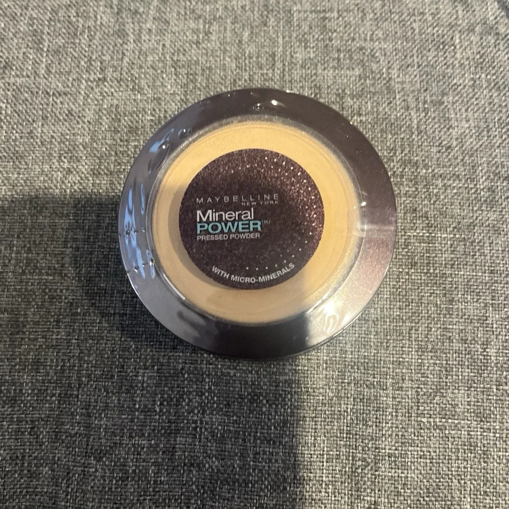 Maybelline Mineral Power Finishing Veil Powder Medium